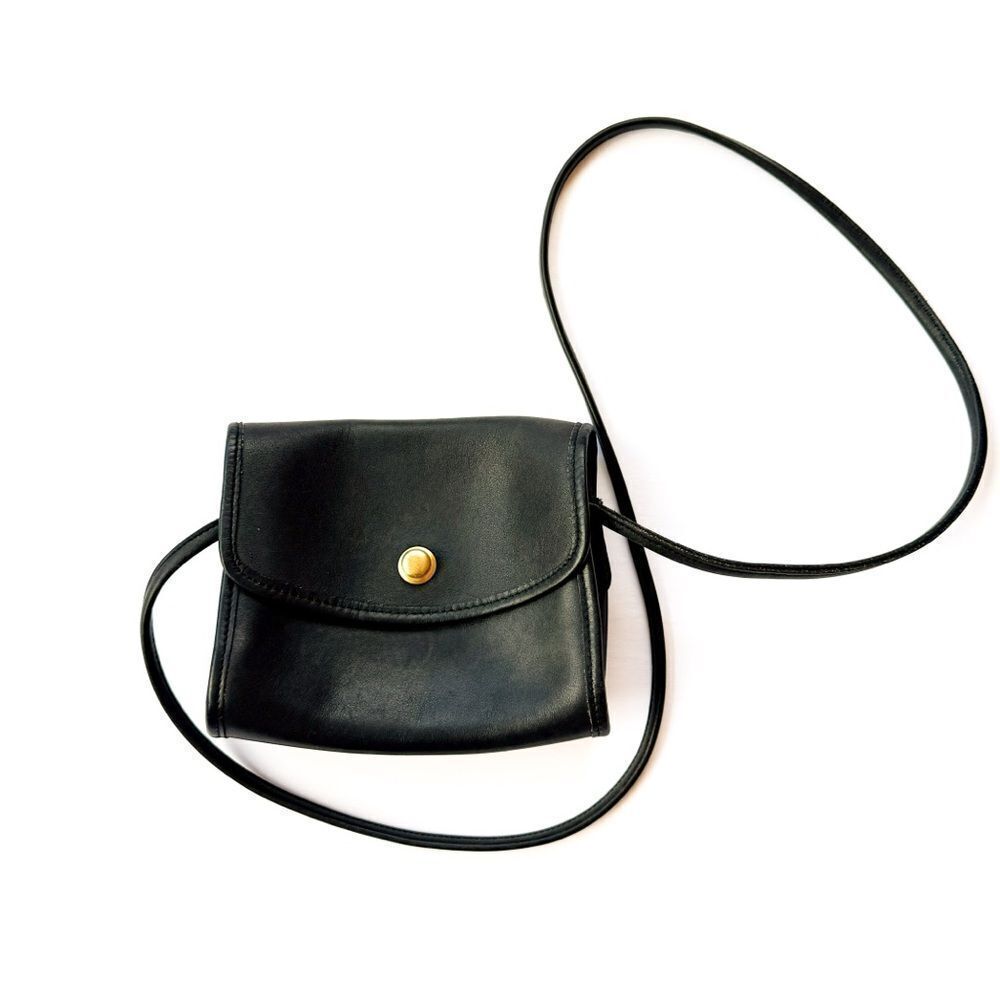 Vintage Coach Classic Chrystie Bag Black Crossbody Gold Hardware Genuine Leather